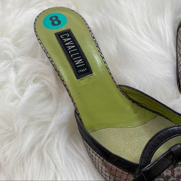 Cavallini Silver Reptile Print Pointed Toe Heels 8 - Picture 4 of 7